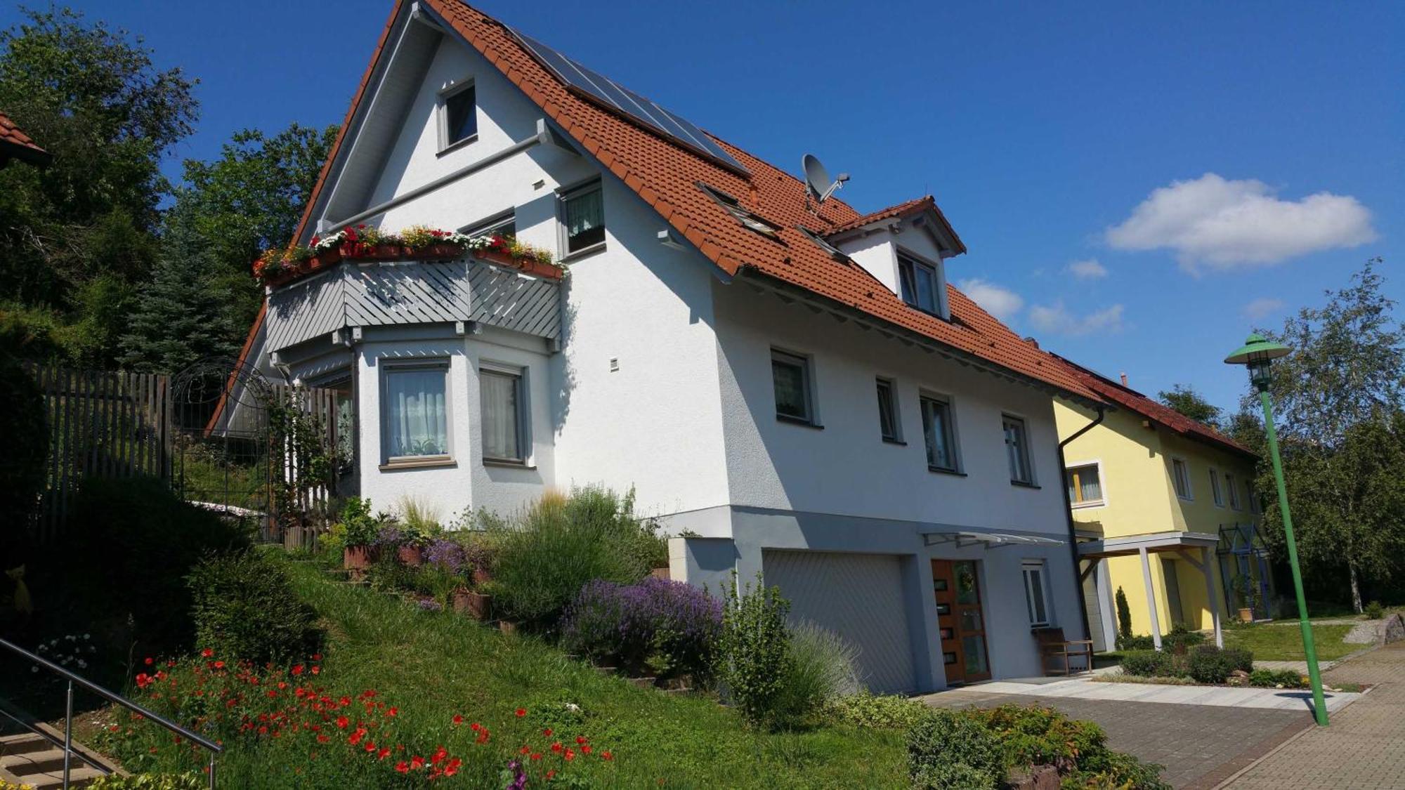 Ferienwohnung Am Suedhang Эттенхайм Экстерьер фото
